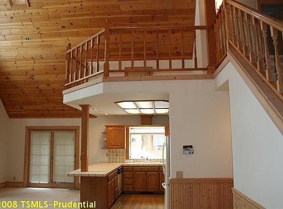 2nd image of 600 Virginia Dr