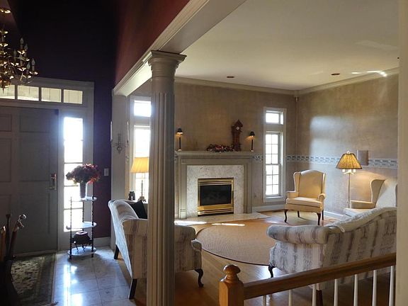 5th image of 21391 Floralwood Dr