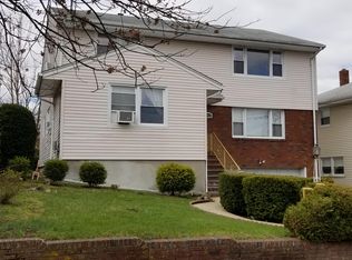 982 Slocum Ave FL 1ST, Ridgefield, NJ 07657