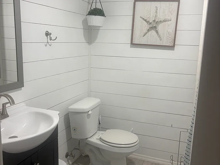 8 Laconia Dr — Photo 6