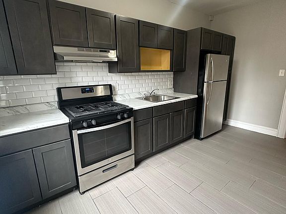 2nd image of 285 Lincoln Ave APT 23