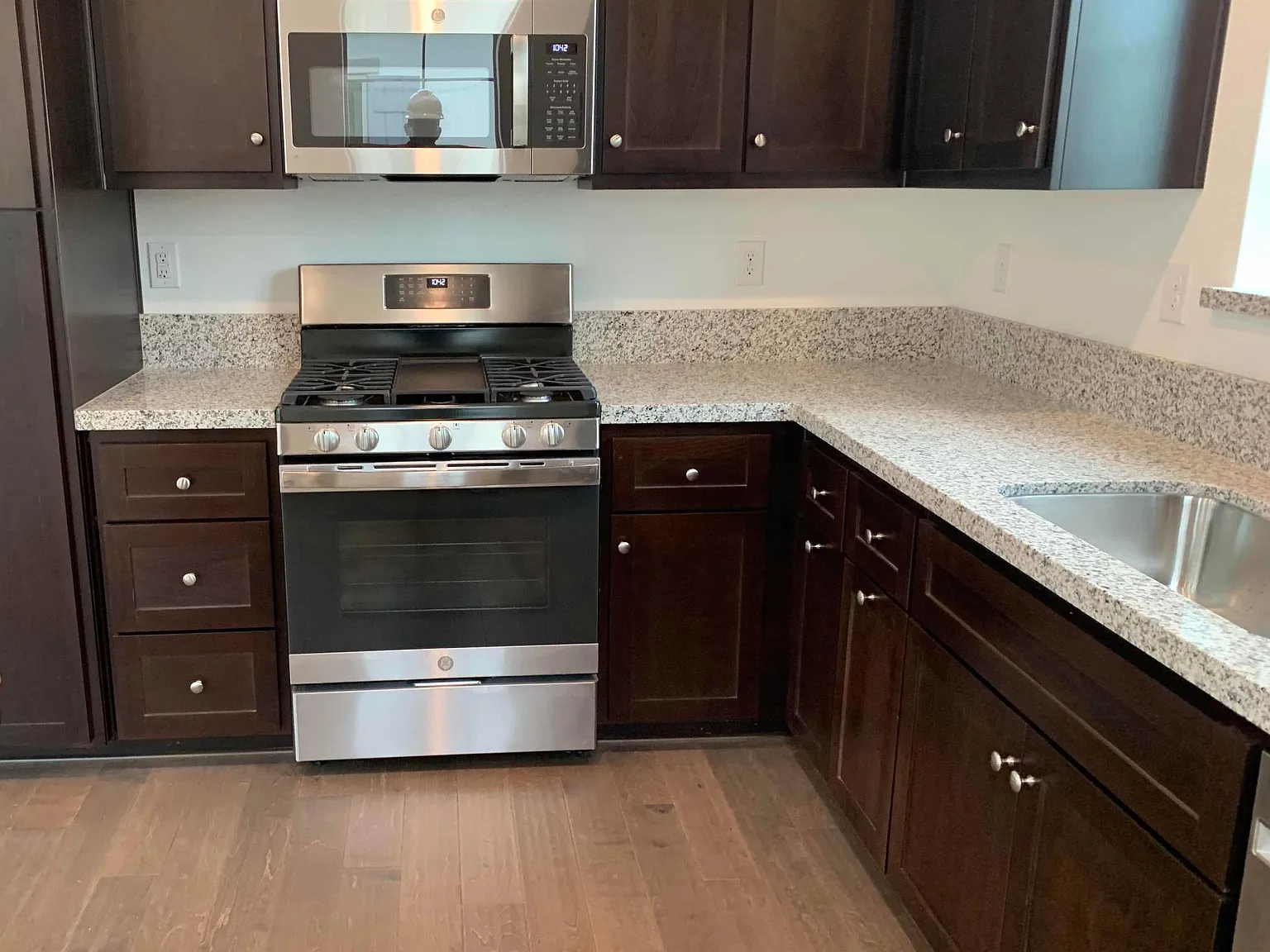 648 Ponziano Pl — Photo 3