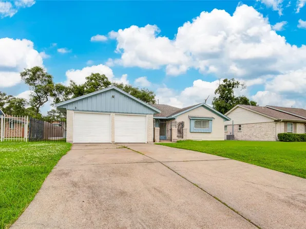 14339 Foxford Way, Houston, TX 77015