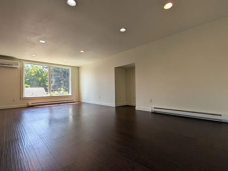 2088 Minnesota St — Photo 4