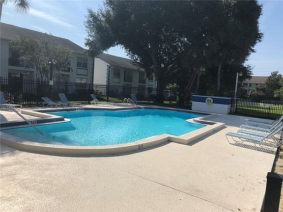 3rd image of 5004 Bordeaux Village Pl Unit 102