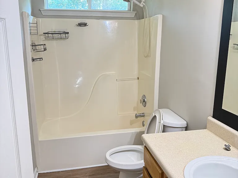 116 Lossie Ln — Photo 6