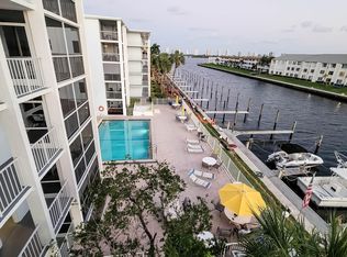 108 Paradise Harbour Blvd APT 403, North Palm Beach, FL 33408