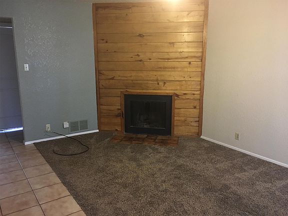 5th image of 1202 Aspen Dr APT C