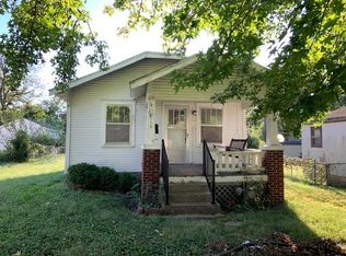 2116 N Johnston Ave, Springfield, MO 65803