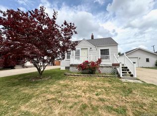 25680 Send St, Roseville, MI 48066