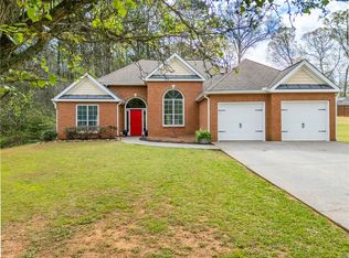 174 Foxtail Pass, Acworth, GA 30101