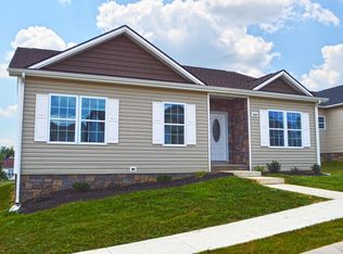 1814 Cub Cir NW, Christiansburg, VA 24073