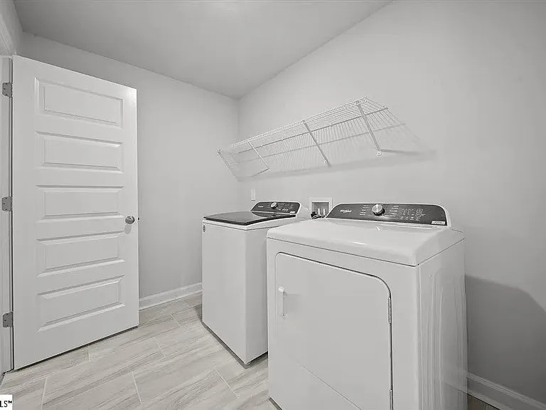 421 Creeping Jenny Dr — Photo 28