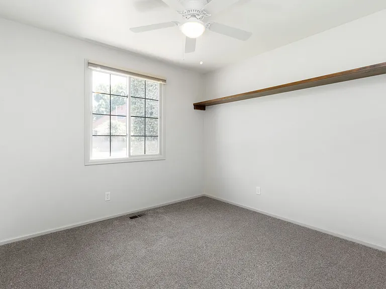 1956 Promenade Way — Photo 14