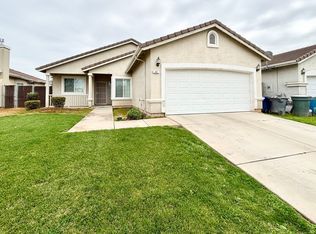 34 Manzanita Ave, Merced, CA 95341