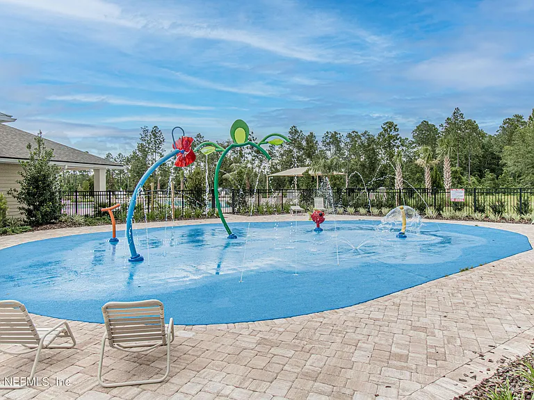 2446 Oak Stream Dr — Photo 42