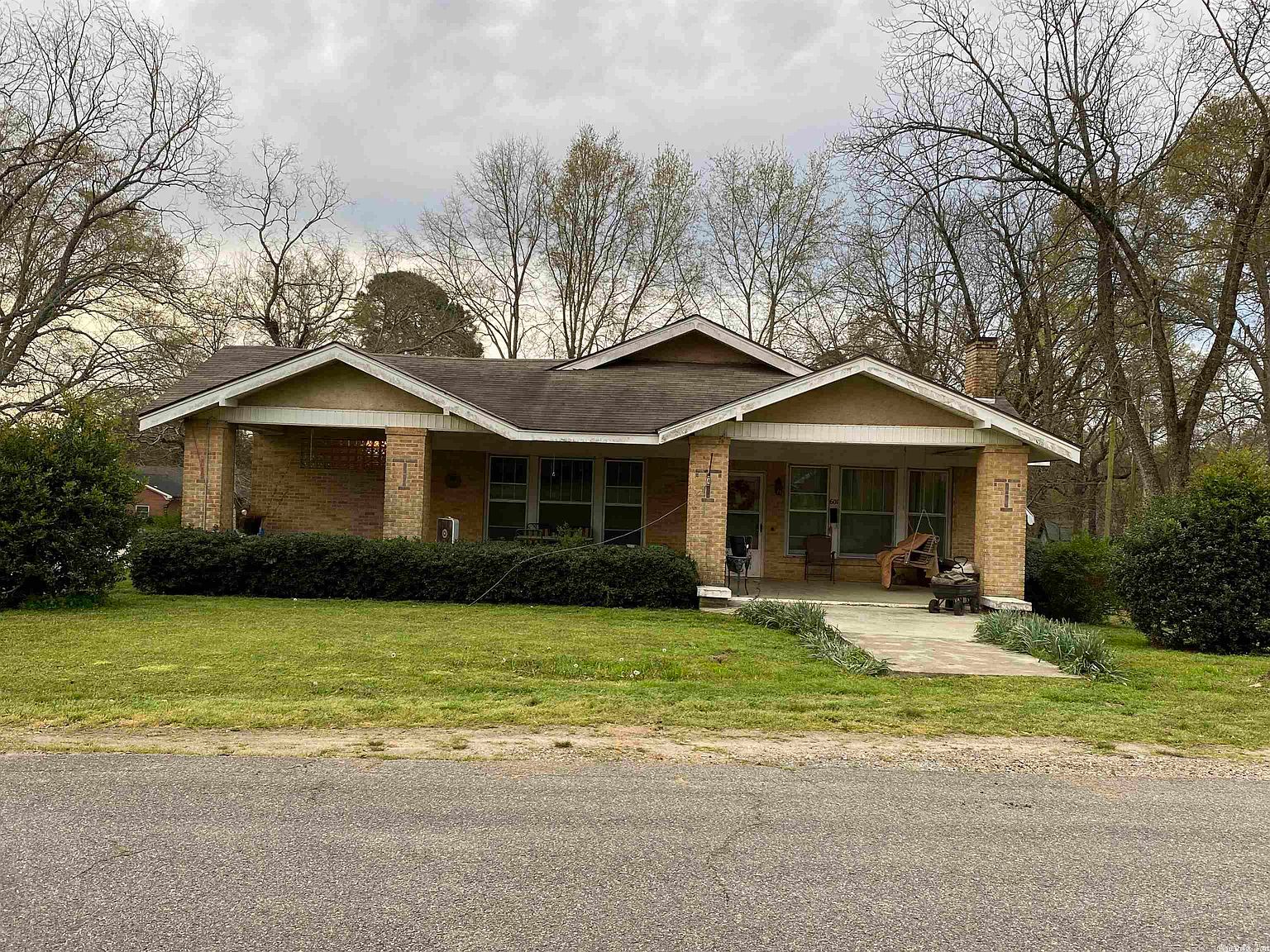 601 W Hempstead St, Nashville, AR 71852 Zillow