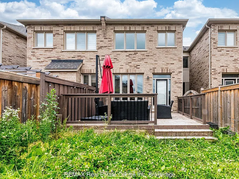 27 Lady Evelyn Cres — Photo 43