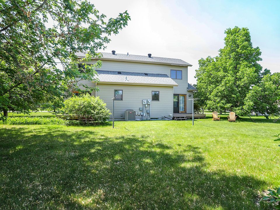 3128 Village Green Dr, Moorhead, MN 56560 MLS 6400935 Zillow