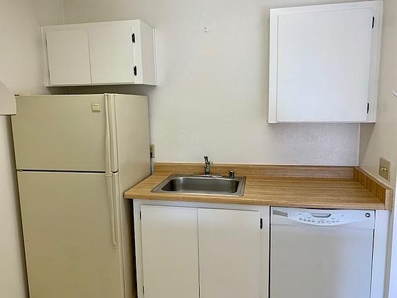 5th image of 405 Piccadilly Pl APT 19
