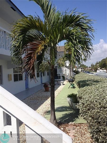 1st image of 3220 NE 10th St APT 4