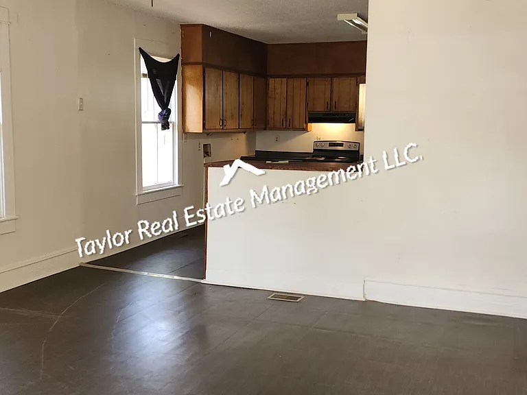 728 Kendrick St — Photo 14
