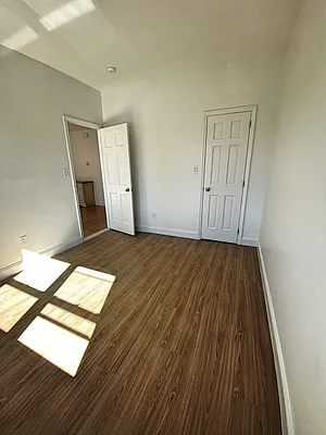 Rented by OOAKB&F INC | media 21