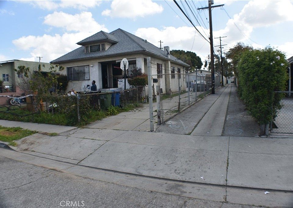 1st image of 422 N Townsend Ave