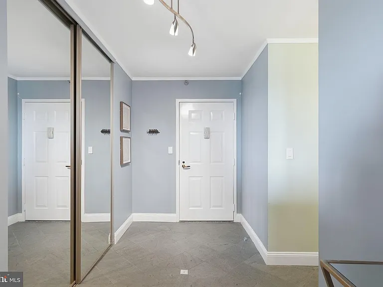 1600 N Oak St #1410 — Photo 34
