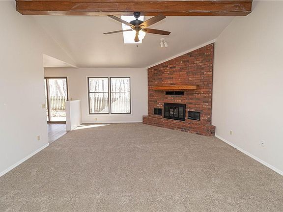 5th image of 1 Sandon Ln