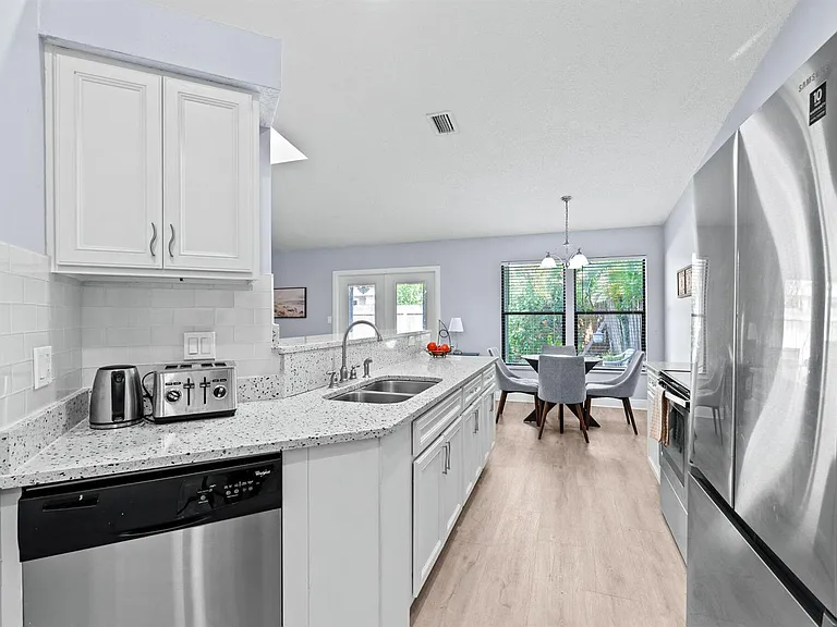 1599 Bayridge Pl — Photo 12
