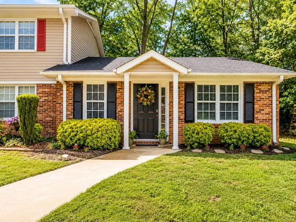 216 Emerald Park Ct, Simpsonville, SC 29681