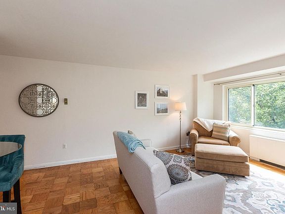 5th image of 4201 Cathedral Ave NW APT 712E