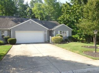 9834 Brookline Oval, Strongsville, OH