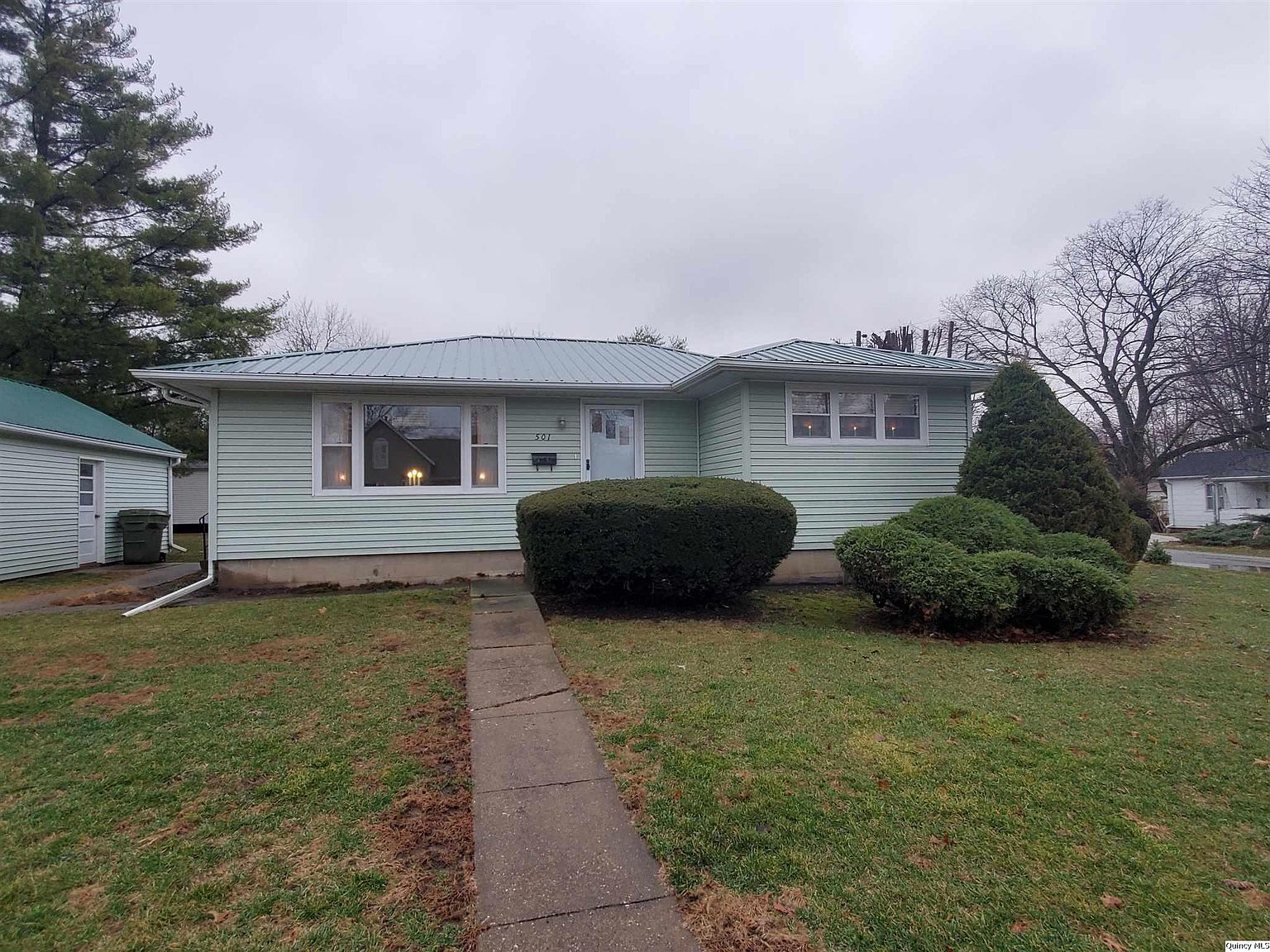 501 E 1st Ave, La Harpe, IL 61450 Zillow