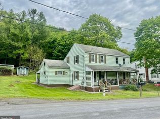 635 Valley Rd, Pottsville, PA 17901