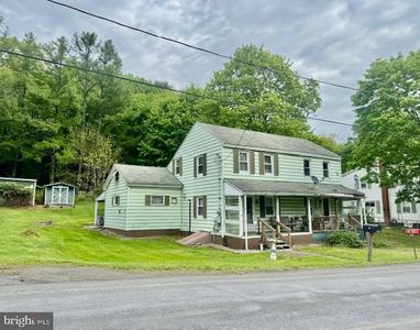 635 Valley Rd, Pottsville, PA, 17901