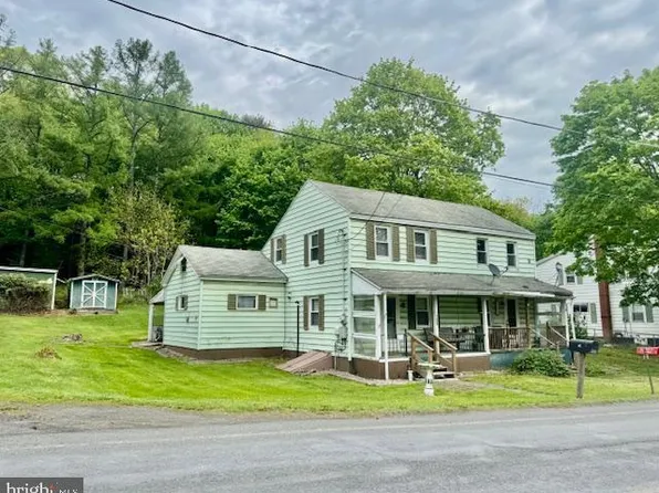 635 Valley Rd, Pottsville, PA 17901