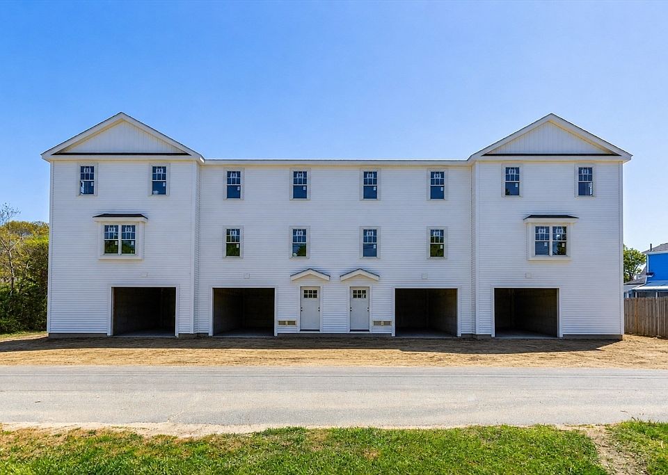 1st image of 10 Harrison Ave #3