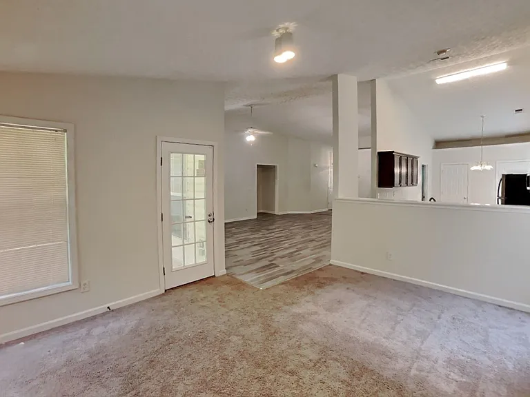 2494 Miller Oaks Cir — Photo 5