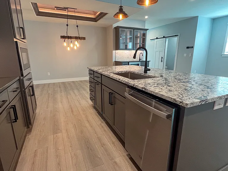 1304 W Dairy Farm Ln — Photo 8