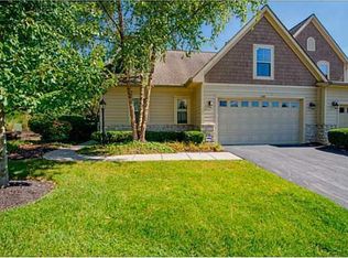 1139 Cross Creeks Rdg, Pickerington, OH 43147