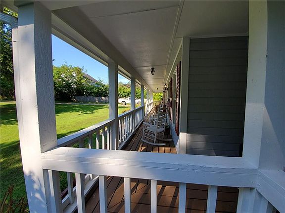 4th image of 4130 Camaron Way