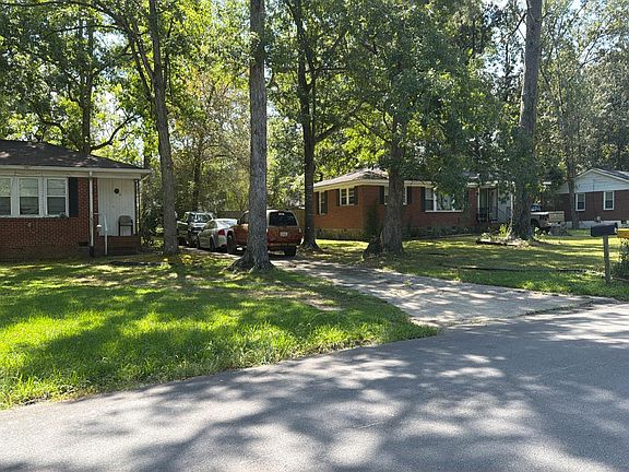 3rd image of 12 Oxford Pl NW