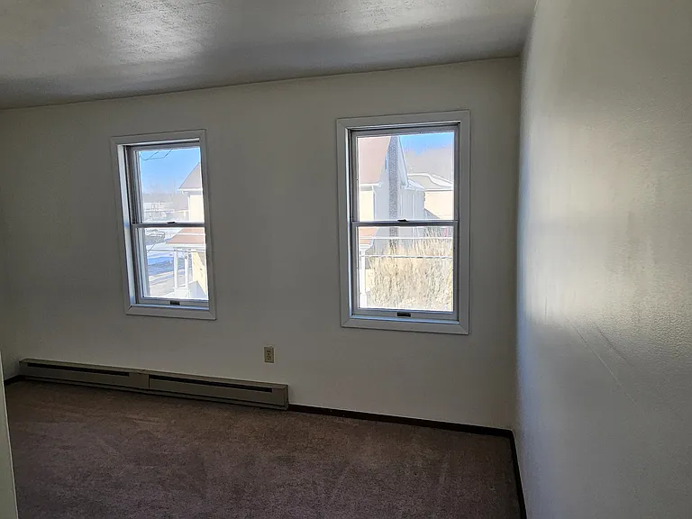 30 E Pine St — Photo 4