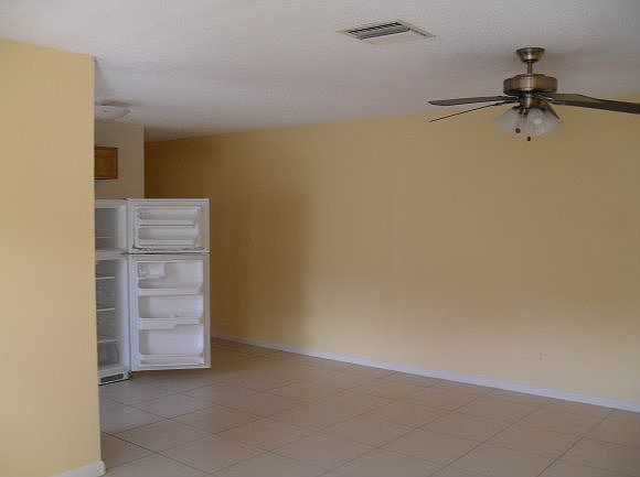 2nd image of 92 Woodland Ave APT 4