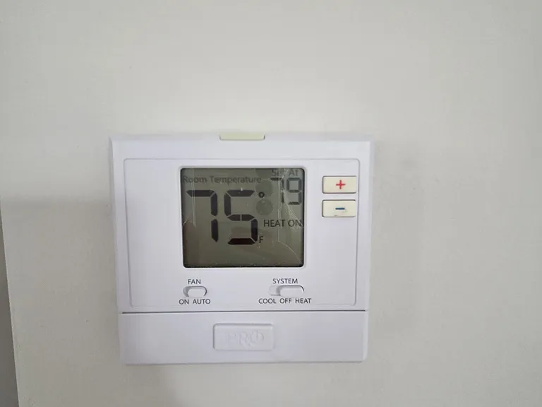 3215 W Cermak Rd #4R — Photo 3