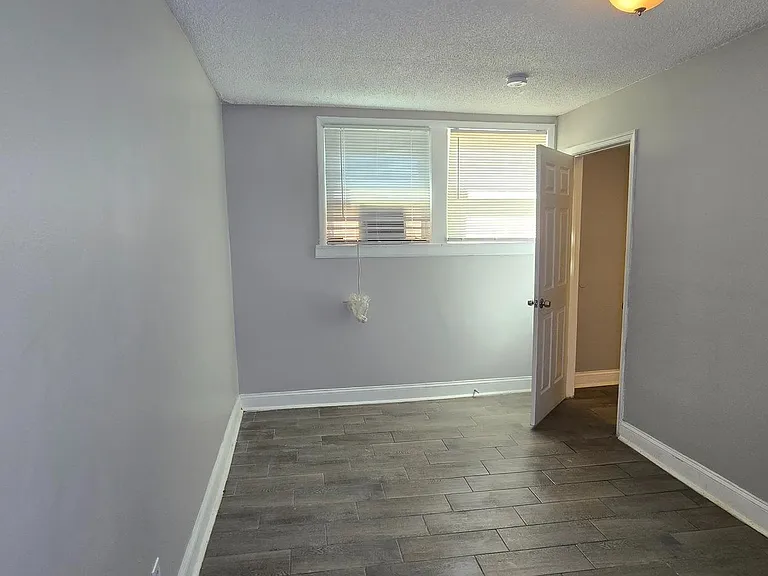 1702 Gales St NE #3 — Photo 4