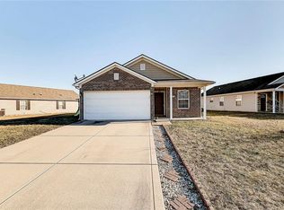 5435 Dollar Run Dr, Indianapolis, IN 46221