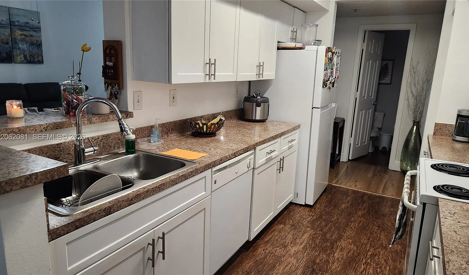 Marquesa Condo — Photo 3